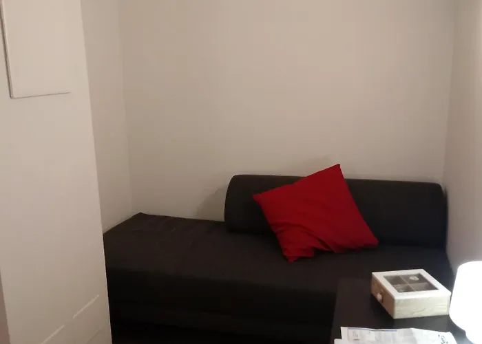 Travel House